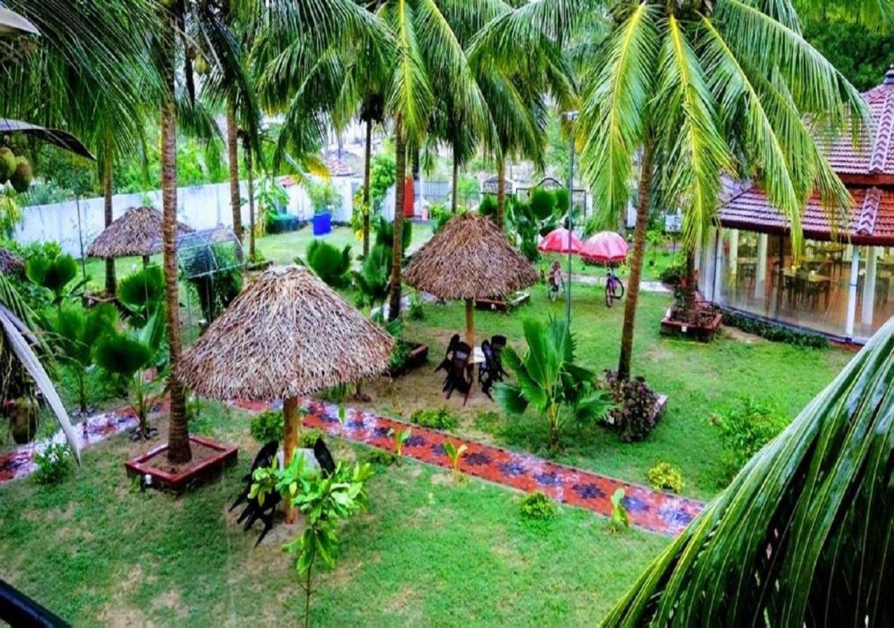 Crescent Sea Resort Nilaveli Exterior photo