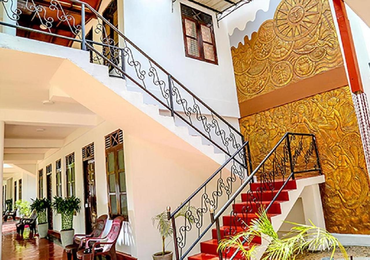 Crescent Sea Resort Nilaveli Exterior photo